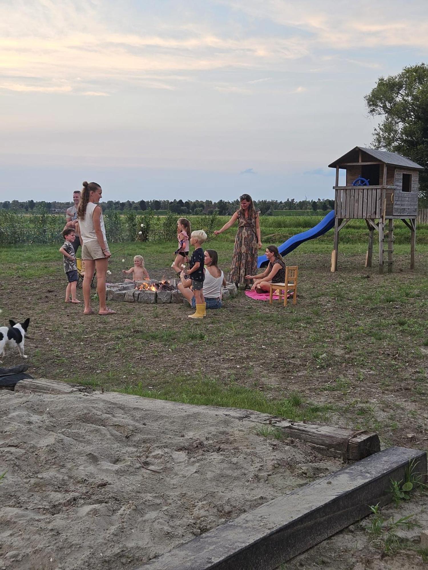 Camping Pipowagen Boerderij De Schans *